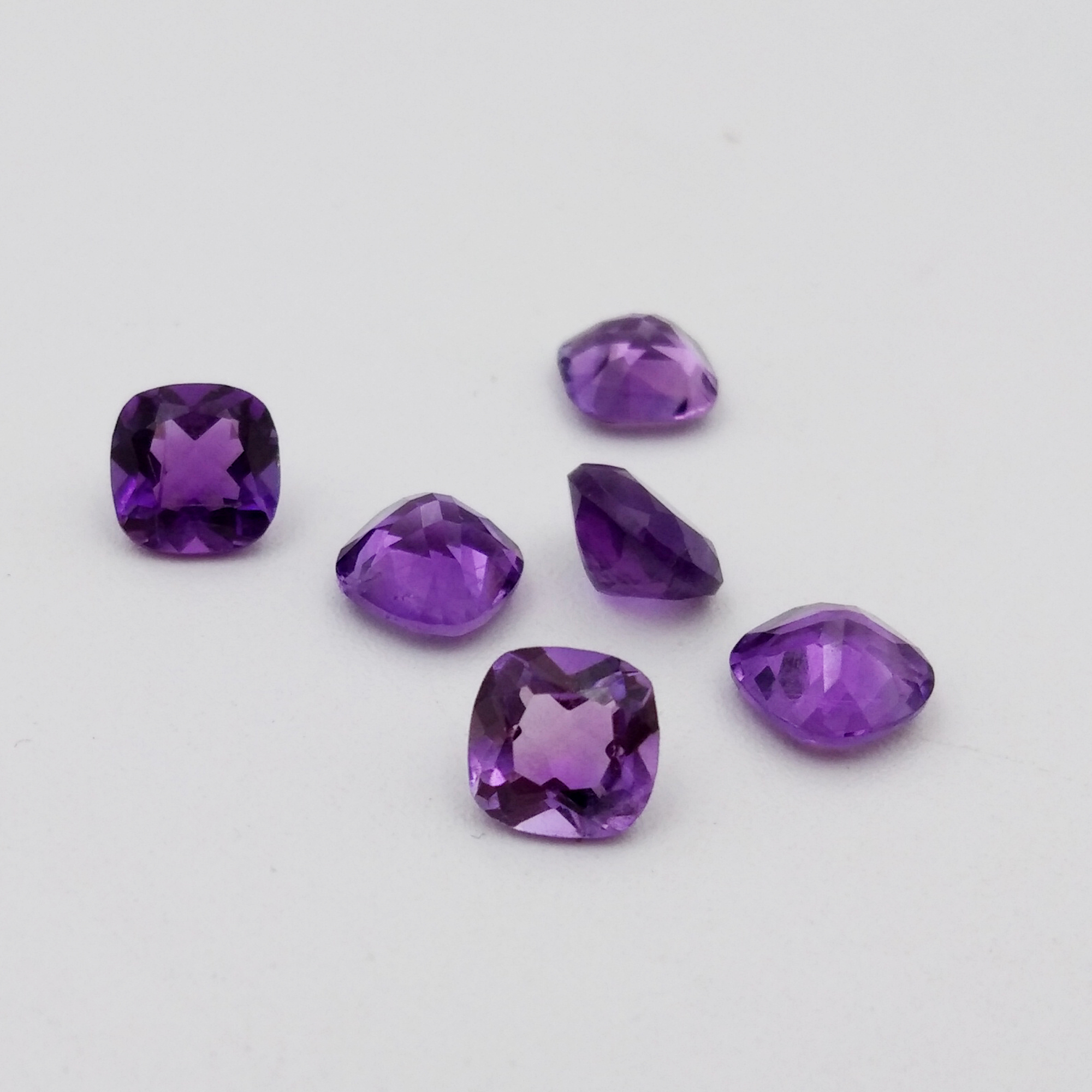 Af.Amethyst Cushion Checker Cut