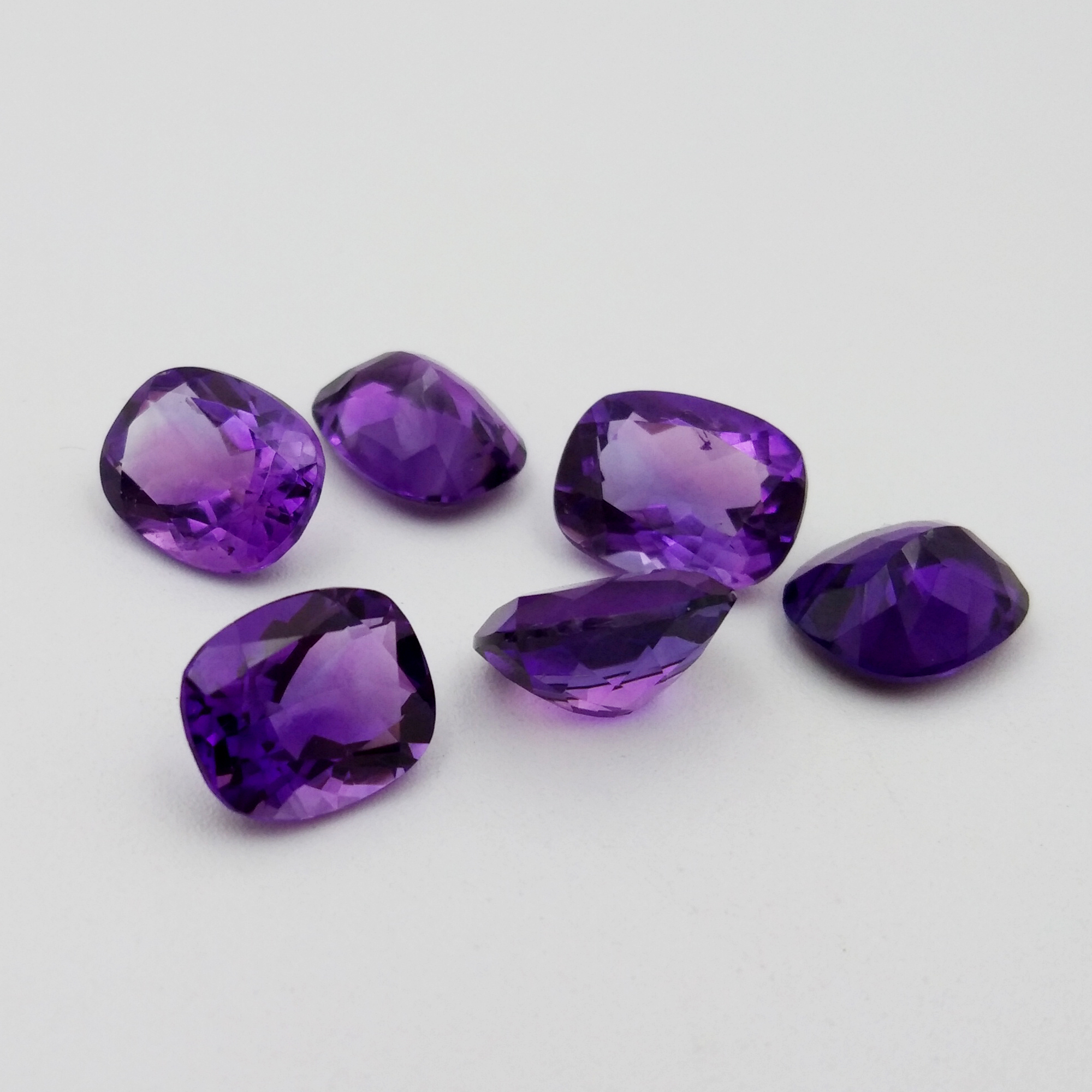 Af.Amethyst Oct.cushion Checker Cut