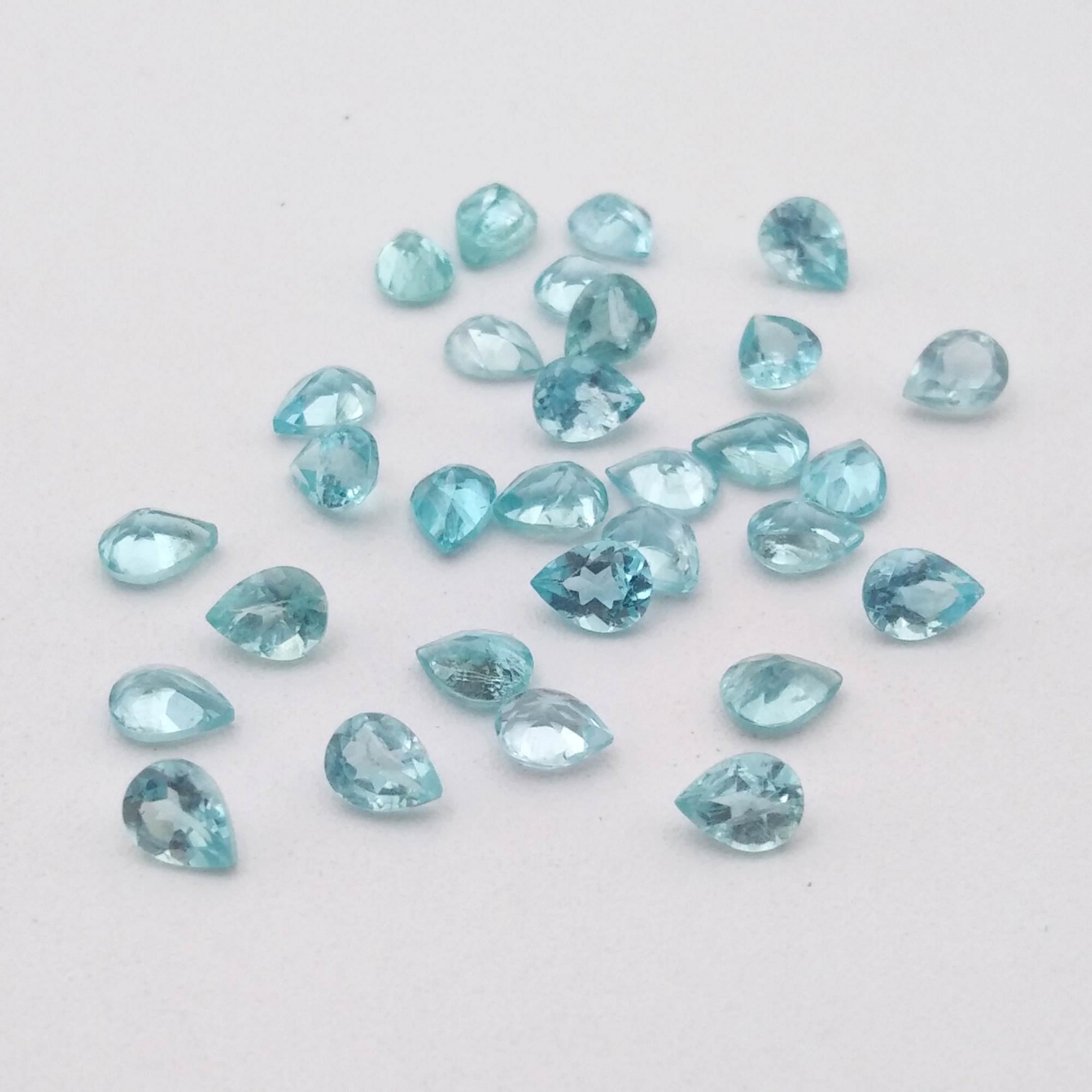 Apatite Pear Cut