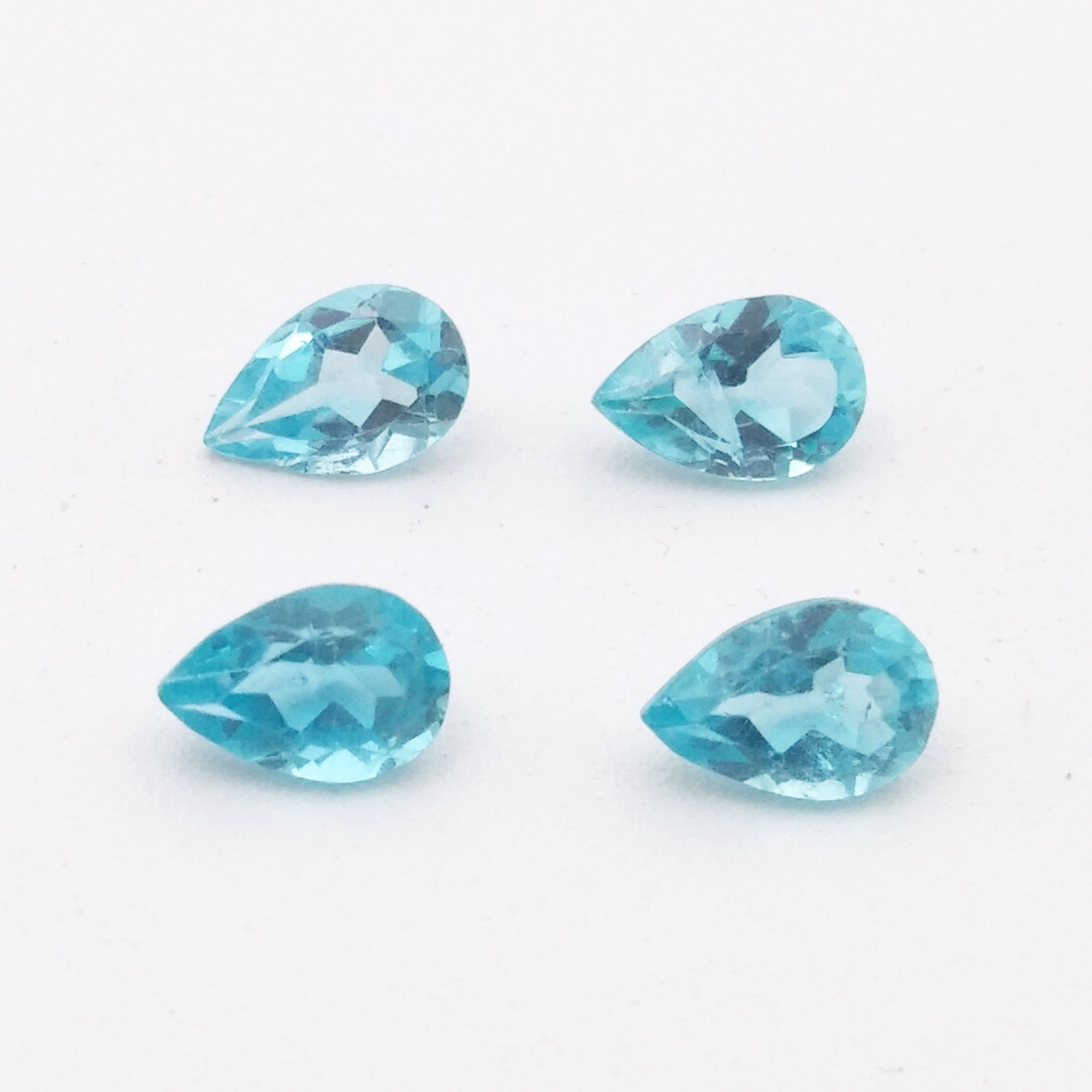 Apatite Pear Cut