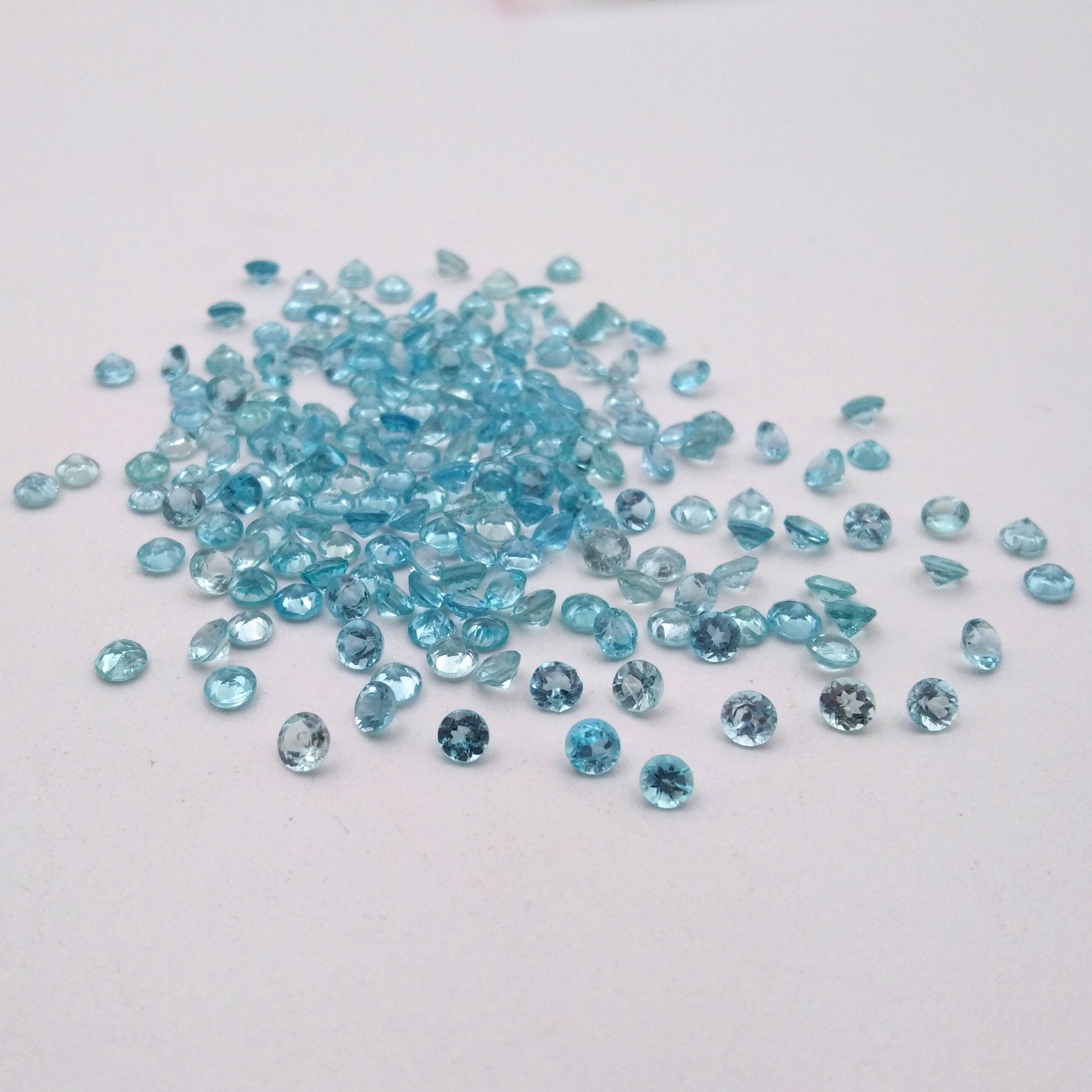 Apatite Round Cut