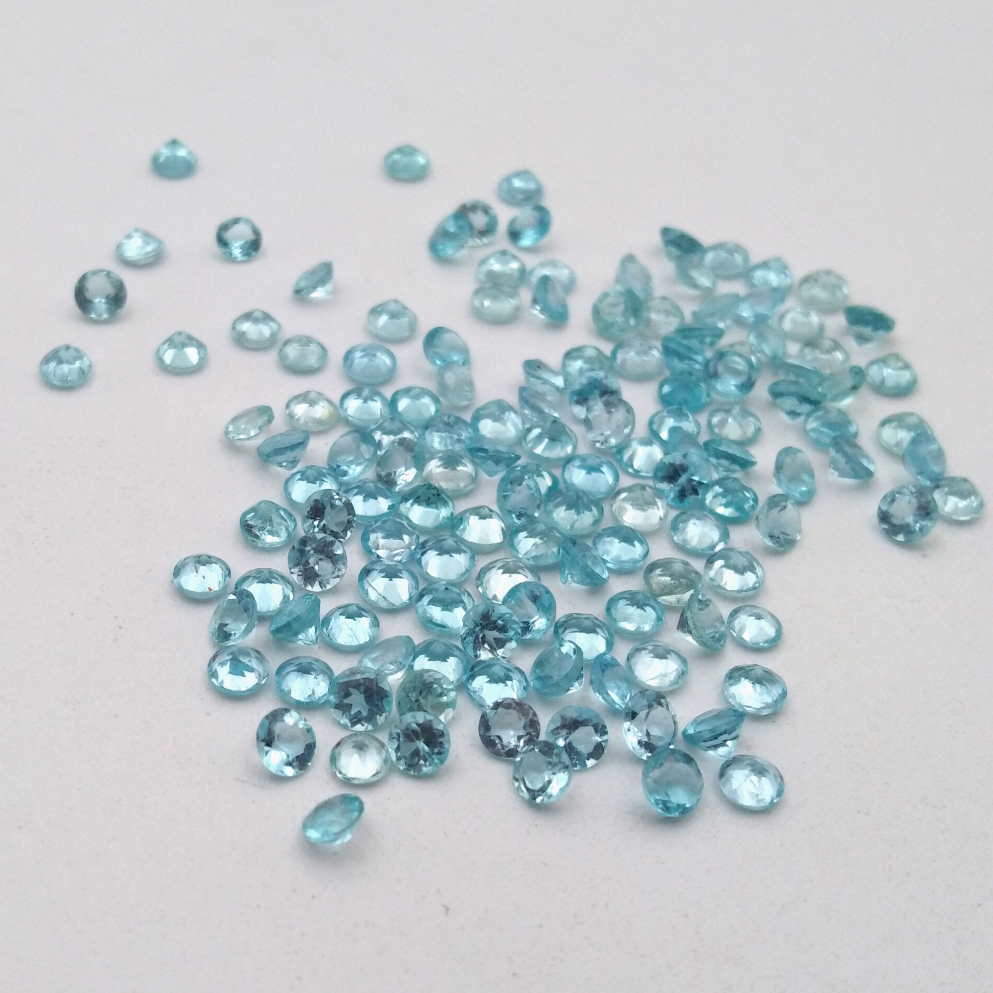 Apatite Round Cut