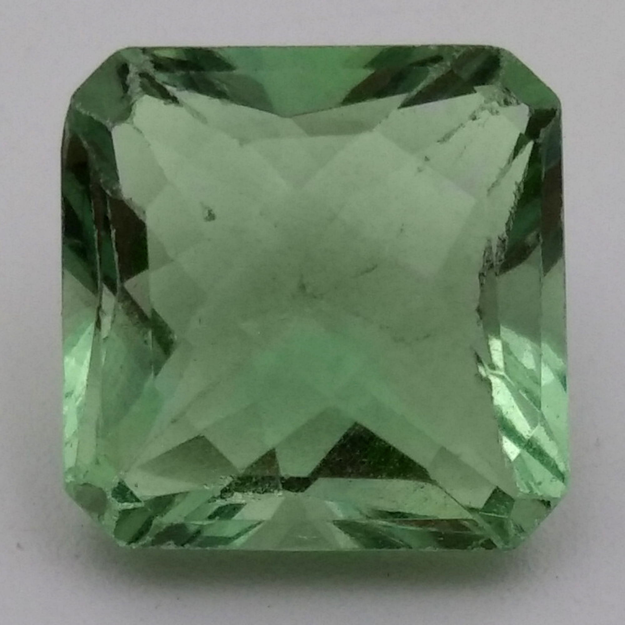 Fluorite Octagon Checker Cut