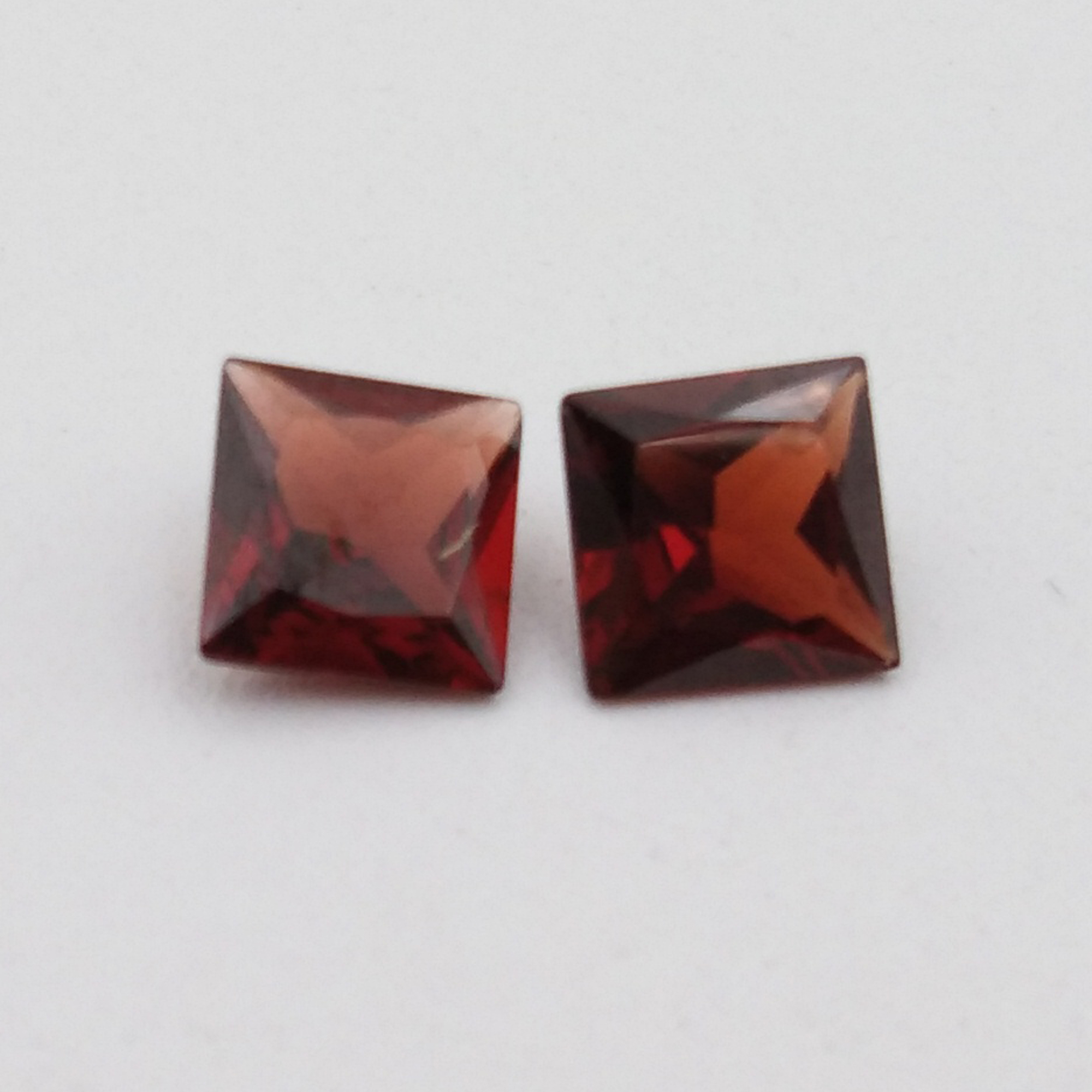 Garnet Square princess cut